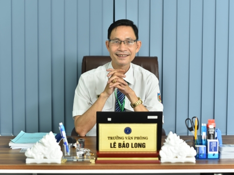 TRƯỞNG VĂN PHÒNG - LÊ BẢO LONG
