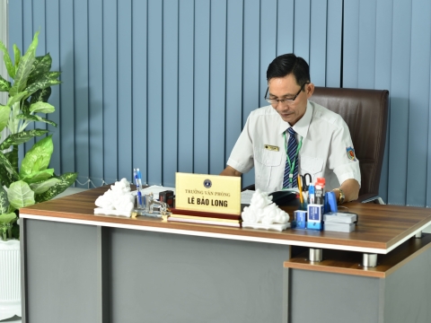 TRƯỞNG VĂN PHÒNG - LÊ BẢO LONG